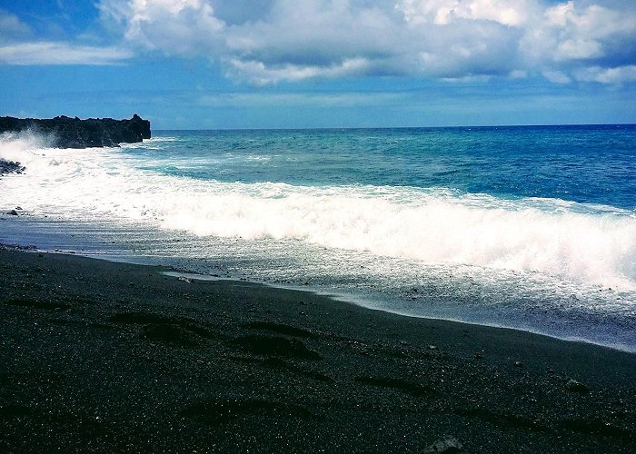 Punaluʻu Black Sand Beach photo