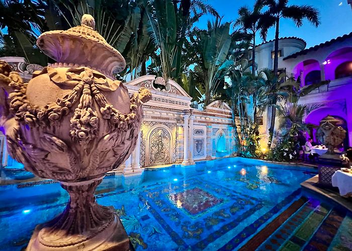 The Villa Casa Casuarina At The Former Versace Mansion photo