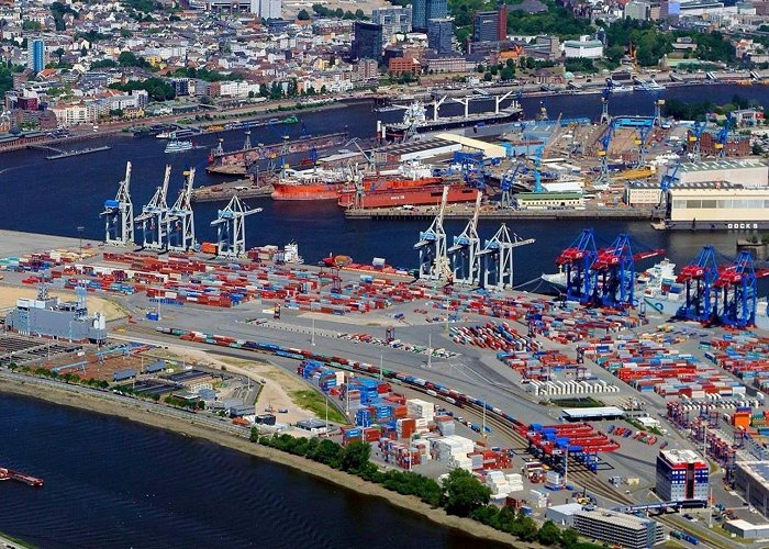 Port of Hamburg Port of Hamburg warns German government against blocking Cosco ... photo