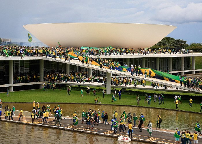 Square of the Three Powers Cleaning Up After the Bolsonaristas in Brasília | The New Yorker photo