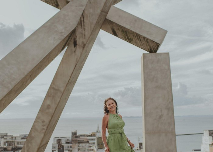 Cruz Caida Your Vacation Photographer in Salvador: Meet Taylla photo
