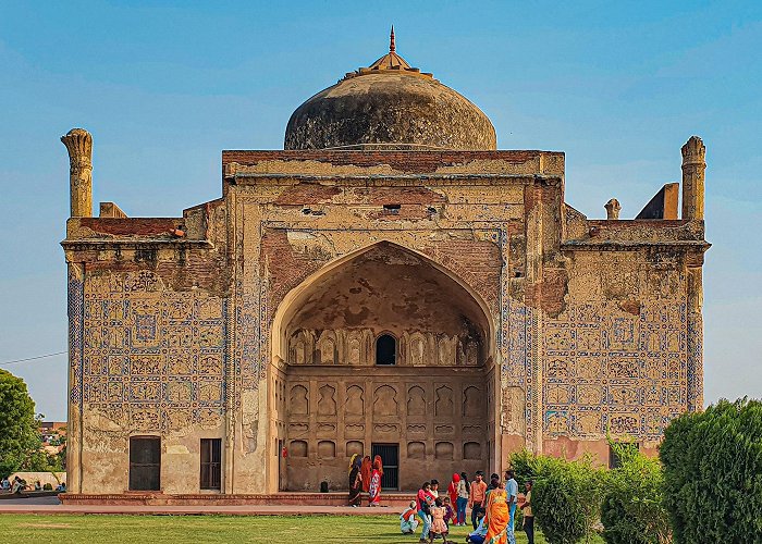 Chini Ka Rauza Chini Ka Rauza, Agra, 1635 | Architectural Digest India photo