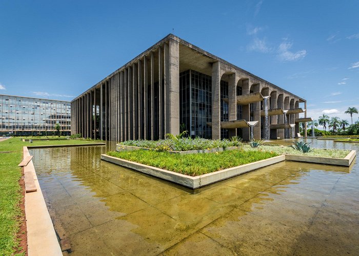 Palace of Justice Oscar Niemeyer, Gonzalo Viramonte · Palacio Raymundo Faoro, 1972 ... photo