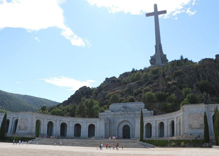 Basilica de la Sta Cruz del Valle de los Caidos Valle de los Caídos / Valley of the fallen, Madrid ⋆ The Passenger photo