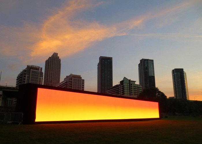 Fort York Art in Toronto : Continuum at Fort York Historical Museum | Loulou photo