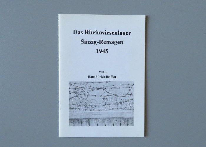 Schloß Sinzig Das Rheinwiesenlager Sinzig Remagen 1945 :: Heimatmuseum Schloss ... photo