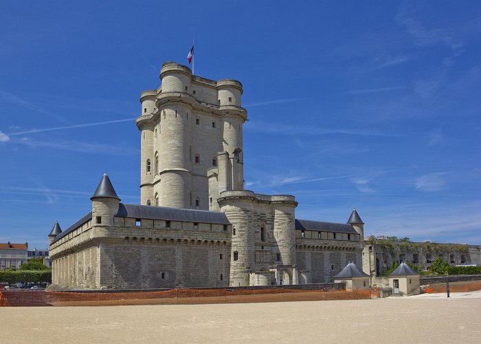 château de vincennes Chateau de Vincennes Tours - Book Now | Expedia photo