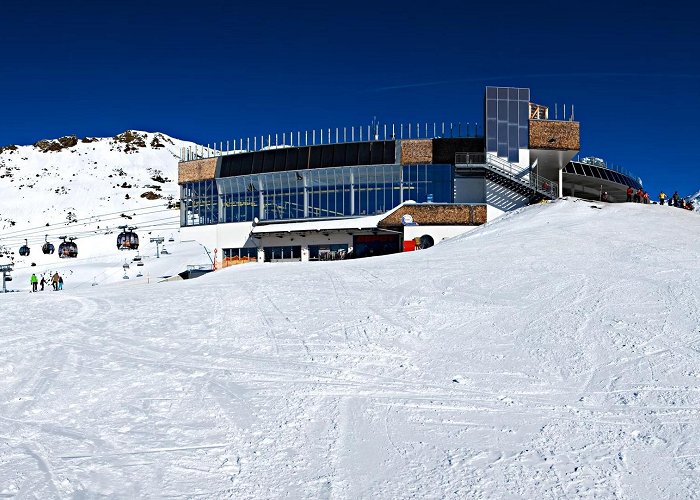 Silvrettabahn Silvrettabahn: Operating hours & info about the cable car | ischgl.com photo