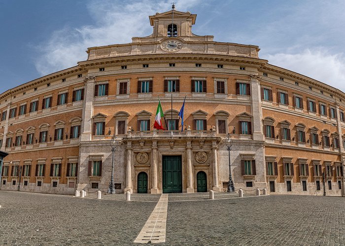 Palazzo di Montecitorio Vacation Homes in Colonna, Rome: House Rentals & More | Vrbo photo
