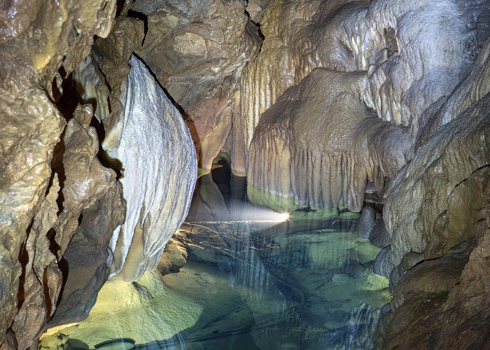 Grotte de Comblain Comblain Caves photo