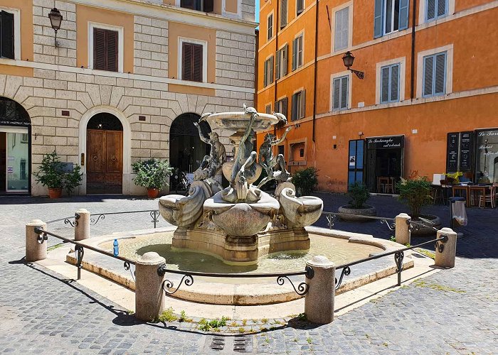 Fontana delle Tartarughe Fontana delle Tartarughe - Treasures of Rome photo