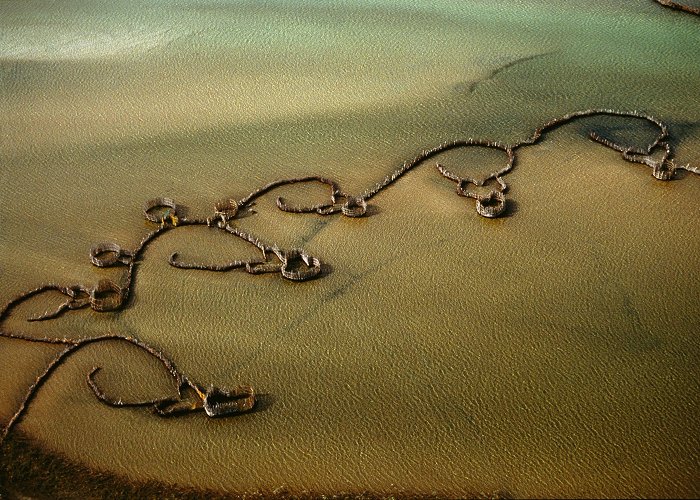 Artist´s Beach Centuries-Old Fishery at Risk in a South African Marine Park photo