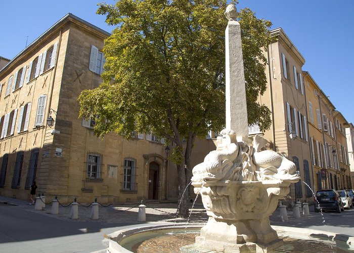 Fontaine des quatres Dauphins Fontaine des Quatre Dauphins • Aix en Provence - Office de Tourisme photo