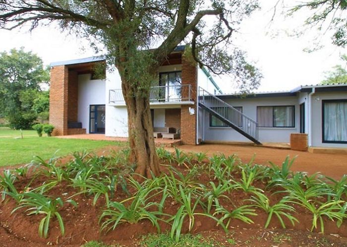 Bon Accord Dam Montana Tuine Bed and Breakfast Accommodation | Find Your Perfect ... photo