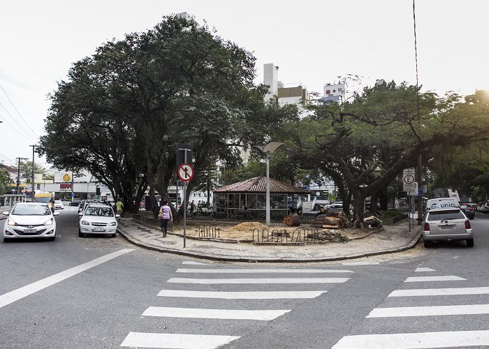 Largo Benjamin Constant Largo Benjamin Constant, em Florianópolis, começa a ser ... photo