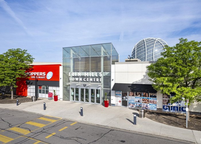 Erin Mills Town Centre Toronto-Area Regional Mall Trades for $272 Million With ... photo