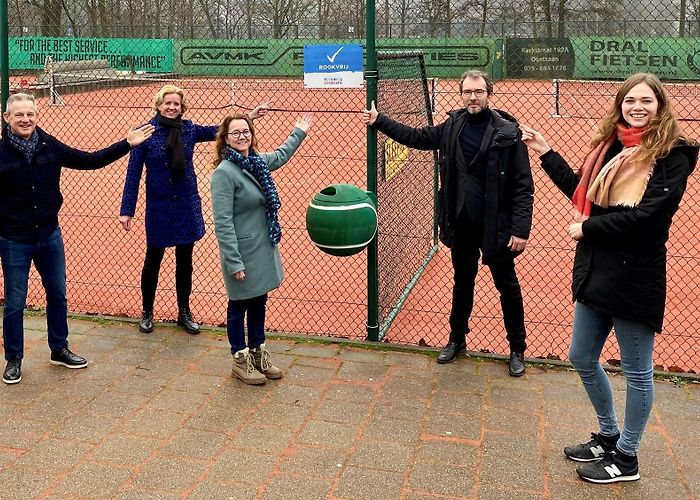 Twiske Tennisclub 't Tennisclub 't Twiske officieel rookvrij | Al het nieuws uit Oostzaan photo