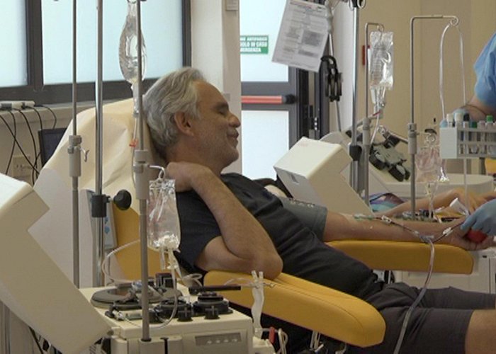 Cisanello Hospital Italian tenor Andrea Bocelli reveals he had coronavirus — Il Globo photo