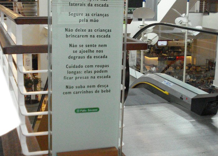 Patio Savassi Shopping Mall Wayfinding- #Totem sign - #Shopping Pátio Savassi - Belo Horizonte ... photo