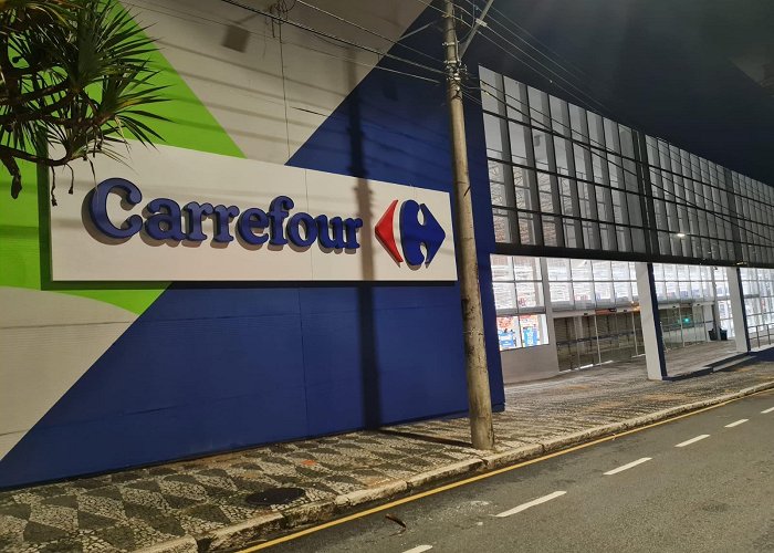 Carrefour Supermercado Carrefour vai usar câmeras corporais em seguranças photo
