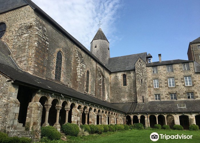 Abbaye Blanche Abbaye Blanche: Photos, Map & Reviews [2024] | Trip.com photo