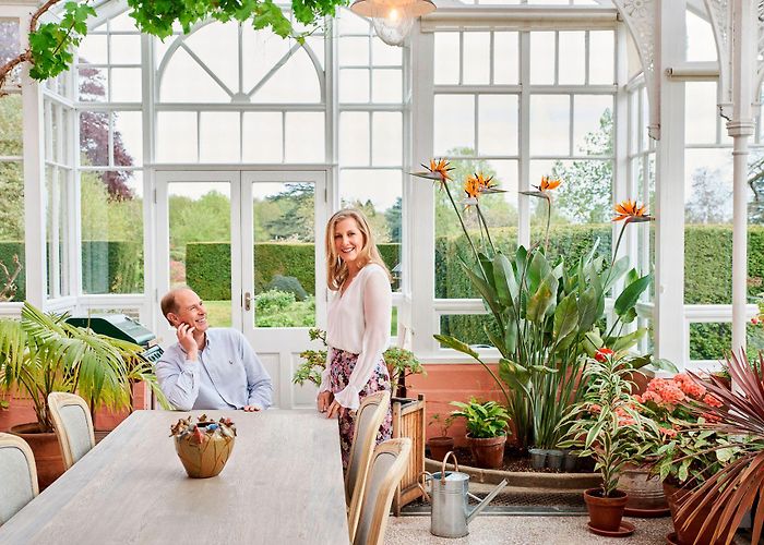 Bagshot Park Sophie Wessex at home in Bagshot Park: 120 rooms with Kate and ... photo