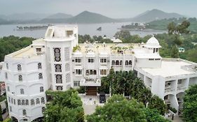 Hotel Hilltop Palace Udaipur Exterior photo