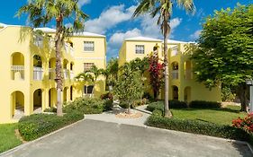 Trade Winds Condotel Grace Bay Exterior photo