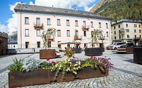 Hotel Bb Garni Motta Airolo Exterior photo