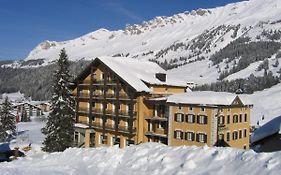 Hotel Alpina Parpan Exterior photo