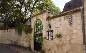 Les Remparts De La Bastide Bed and Breakfast Castillonnès Exterior photo