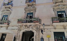 Ai Lumi Bed and Breakfast Trapani Exterior photo