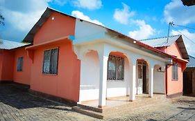 Mkoani Guest House Exterior photo