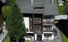 Ambiente Guesthouse Saas-Fee Exterior photo