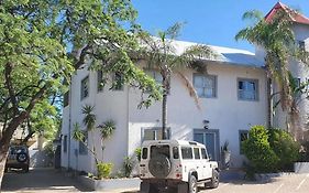 Vondelhof Guesthouse Windhoek Exterior photo