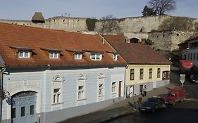 Várkapu Panzió Bed and Breakfast Eger Exterior photo