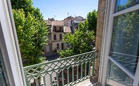 Hotel Le Relais De Poste Arles Centre Historique Exterior photo