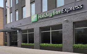 Holiday Inn Express - Brooklyn - Bushwick , An Ihg Hotel Nueva York Exterior photo