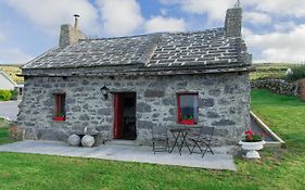 1844 Seascape Cottage Is Located On The Wild Atlantic Way Fanore Exterior photo