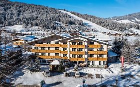 Hotel Pongauerhof Flachau Exterior photo