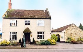 The Half Moon Inn And Country Lodge Yeovil Exterior photo