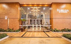 Hotel Ramada By Wyndham Manaus Torres Center Exterior photo