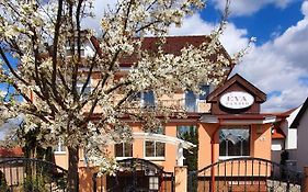 Éva Panzió Bed and Breakfast Sárvár Exterior photo