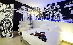 Dormirdcine Madrid Room photo