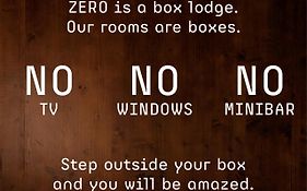Zero Box Lodge Coímbra Exterior photo