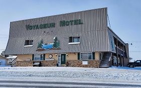 Love Hotels Voyageur At International Falls Mn Exterior photo