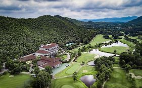 Alpine Golf Resort Chiang Mai Ban Huai Sai Nua Exterior photo