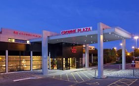 Crowne Plaza Manchester Airport, An Ihg Hotel Hale  Exterior photo