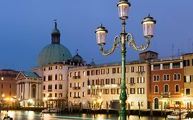 Hotel Carlton On The Grand Canal Venecia Exterior photo