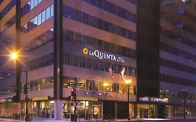 Hotel La Quinta By Wyndham Chicago Downtown Exterior photo